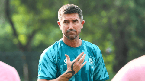 Harry Kewell mang lại đẳng cấp châu Âu cho Hà Nội FC